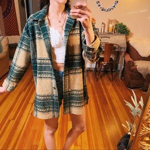RARE vintage 90s/Y2K Timberland green neutral plaid fleece coat